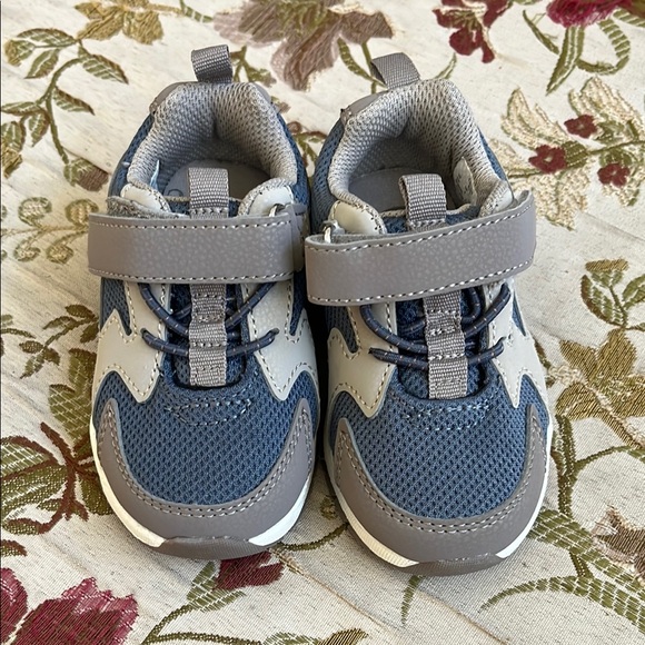 Stylish Kids Shoes in Blue and Gray - Picture 1 of 4